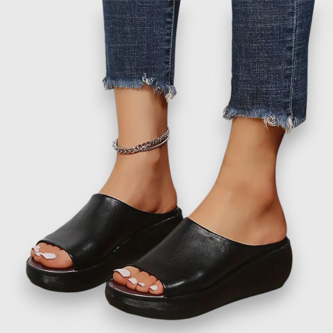Soft Texture Sandals