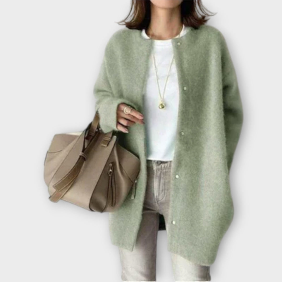 Lilly - Elegant Knitted Cardigan