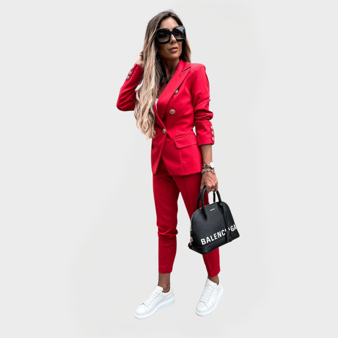 Antonia Suit