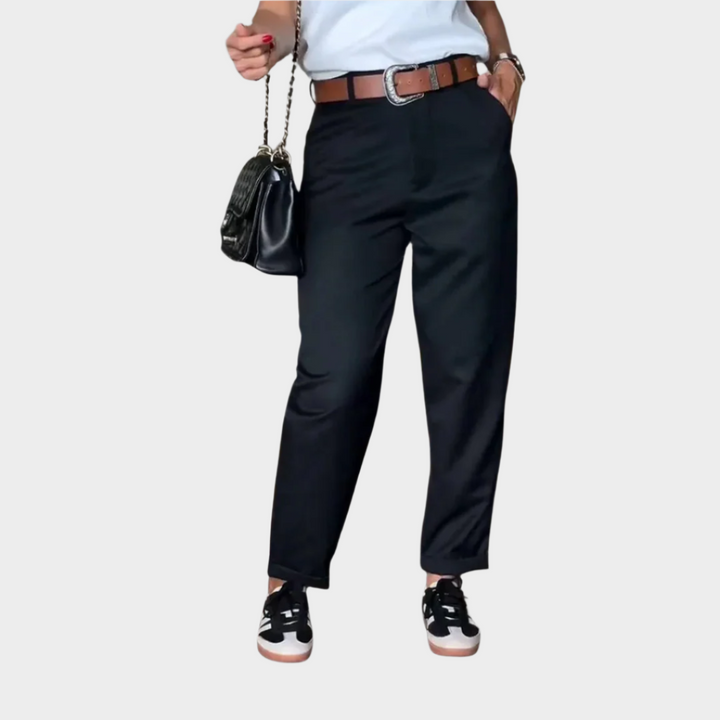 Elegant Pants with Seams