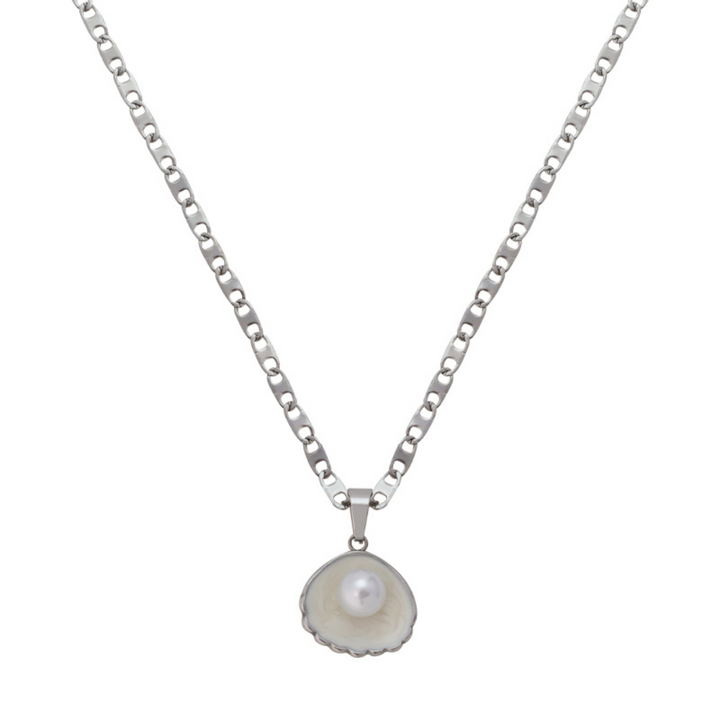 Shell Design Necklace