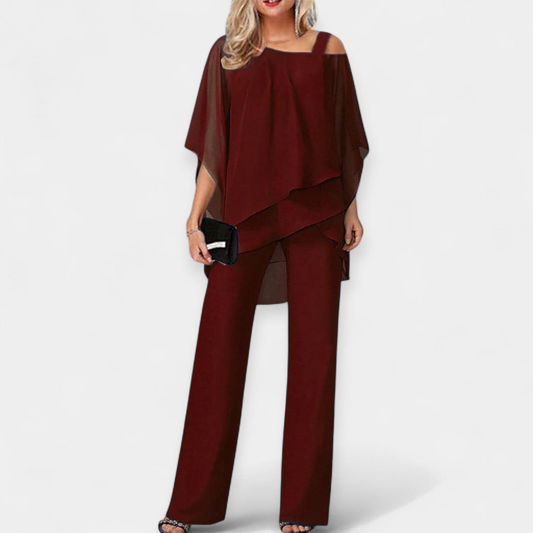 Set with Open Shoulders