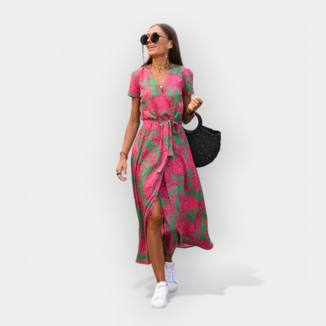 Dress with Comfortable, Stable Fit