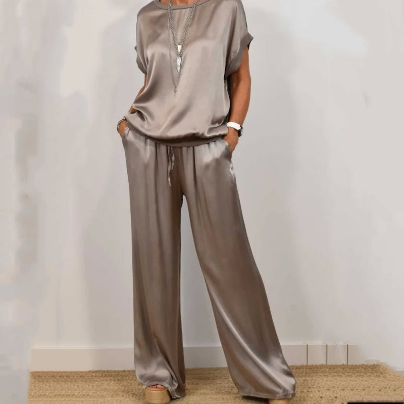 Ruslana Set with Luxurious Comfort