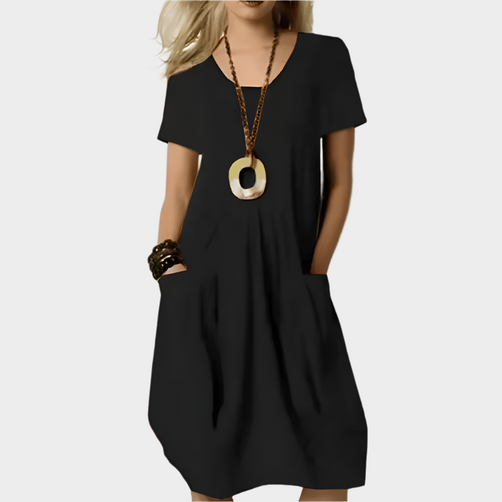 Elegant Dress that Accentuates the Waist with Comfortable Sophistication